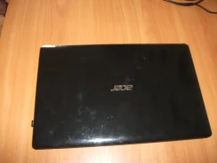 Acer Aspire 5755G. 2,0����, ��� 8 ��, ���� 750���, WiFi, Bluetooth, ����������� �� 2��. ����