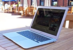 Apple MacBook Air 11 2014 Early. 1,4����, ��� 4 ��, ���� 128���, WiFi, Bluetooth, ����������� �� 9��.