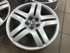 Volkswagen. 7.0x17, 5x100.00, ET38, ЦО 57,1 мм.