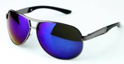 Очки Ray-Ban.