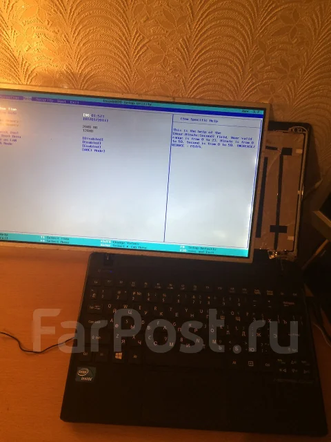 Acer Aspire One 756. 1,5����, WiFi: 1 ����