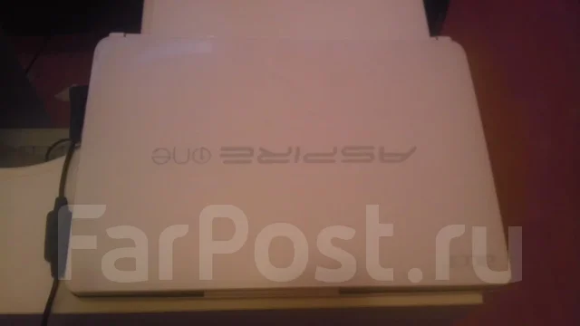 Acer Aspire One D257. 1,6����, ��� 1024 ��, ���� 250���, ����������� �� 8��. ����