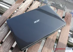 Acer Aspire E1-571G. 2,4����, ��� 4 ��, ���� 500���, WiFi: 1, Bluetooth: 1, ����������� �� 4��. ����