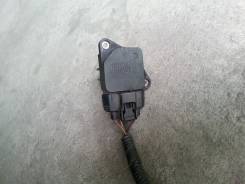 Датчик расхода воздуха. Toyota: Echo Verso, Prius, 4Runner, Crown, Solara, WiLL Cypha, Avensis Verso, Corolla Verso, Corolla, Premio, Tundra, Yaris Ve...
