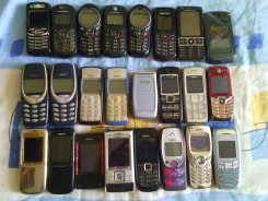 Motorola RAZR2 V8. �/� ����