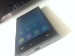 LG Optimus L5. �/�
