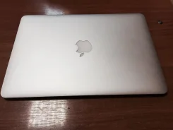 Apple MacBook Air 13 2014 Early MD760LL/B. ��� 4 ��, ���� 128���, WiFi, Bluetooth ����