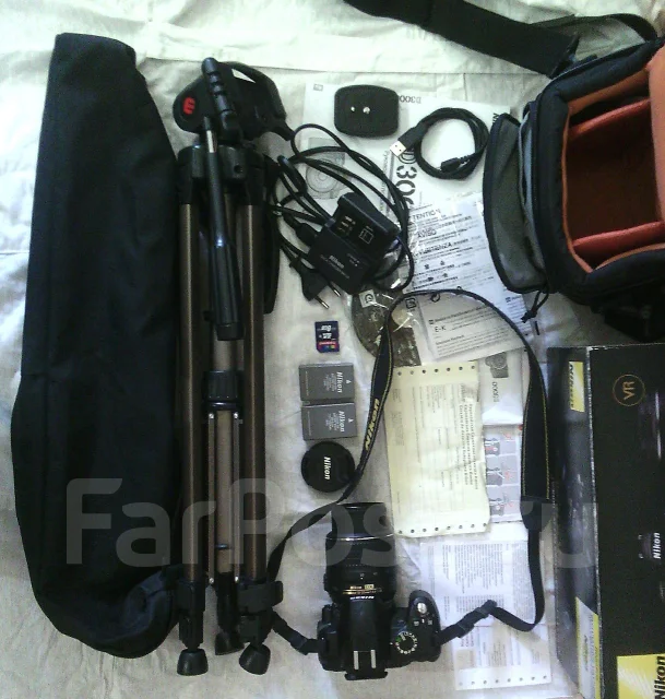 Nikon D3000 Kit. 20 � ����� ��, ���: 4� ����
