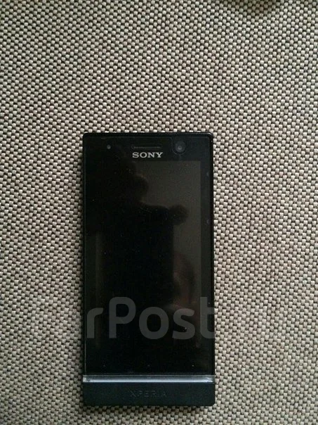 Sony Xperia U. �/� ����