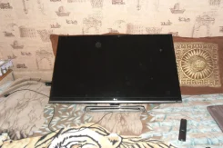 LG 47ls560t. LCD (��) ����