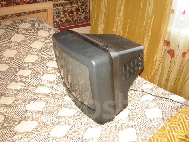 Goldstar. CRT (���) ����