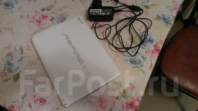 Acer Aspire One D257. 1,6����, ��� 1024 ��, ���� 250���, WiFi: 1 ����