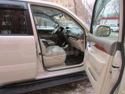 Интерьер. Toyota Land Cruiser Prado