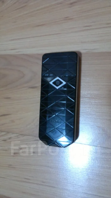 Nokia 7500 Prism. �/� ����