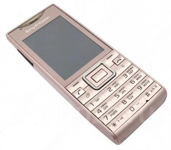 Sony Ericsson Elm. �/� ����
