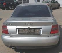 Audi A4. 8D2, AHL