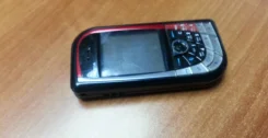 Nokia 7610 ����