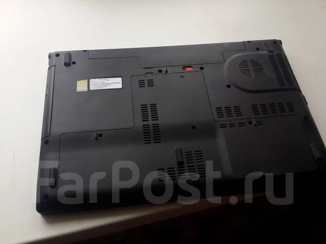 Acer Aspire V3-772G. 3,2����, ��� 8 ��, ���� 1 000���, WiFi: 1, Bluetooth: 1, ����������� �� 4��. ����