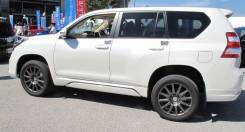 Порог пластиковый. Toyota Land Cruiser Prado