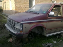 Plymouth Voyager