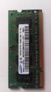 SO-DIMM DDR2.