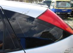 Стекло боковое. Ford Focus