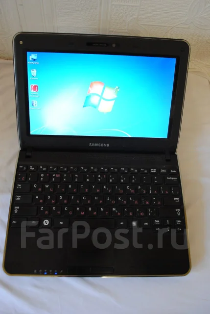 Samsung N210. 1,7����, ��� 1024 ��, ���� 250���, WiFi: 1, Bluetooth: 1, ����������� �� 2��. ����