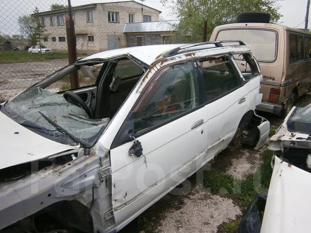Nissan Avenir Salut. W11, QG18 ����