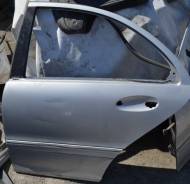 Дверь боковая. Mercedes-Benz C-Class, W203