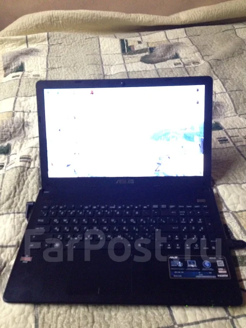 Asus X501U. 1,7����, ��� 2048 ��, ���� 320���, WiFi: 1, Bluetooth: 1 ����