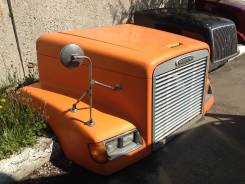 Капот. Freightliner