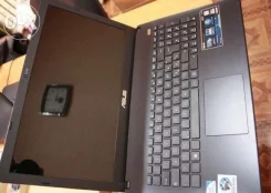 Asus X401A. 1,7����, ��� 2048 ��, ���� 320���, WiFi: 1, Bluetooth: 1, ����������� �� 4��. ����
