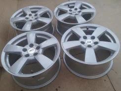 Momo ST-1. 6.5x15", 5x98, ET35, �� 60,0���. ����