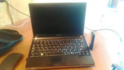 Samsung NC10. 106,0����, ��� 1024 ��, ���� 120���, WiFi, Bluetooth, ����������� �� 8��. ����