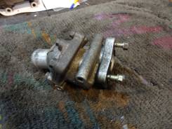 Корпус термостата. Nissan Presea, PR10 Nissan Primera, P10 Nissan Bluebird, EU12 Двигатель SR18DI