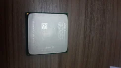 AMD Mobile Sempron 3000+ ����