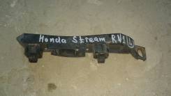 Крепление бампера. Honda Stream, RN1 Двигатель D17A