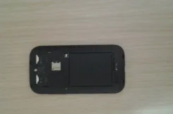 HTC Desire SV. �/�