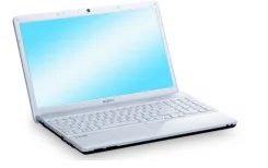 Sony VAIO VPC-EB1S1R. 2,2����, ��� 4 ��, ���� 320���, ����������� �� 2��. ����