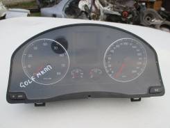 Панель приборов. Volkswagen Golf