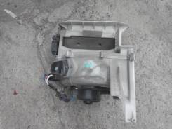 Корпус моторчика печки. Toyota Land Cruiser, UZJ100L Двигатель 2UZFE