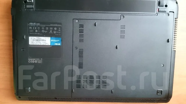 Asus X52N. 2,3����, ��� 2048 ��, ���� 320���, WiFi: 1, Bluetooth: 1, ����������� �� 4��. ����