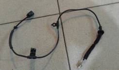 Датчик abs. Toyota Wish, ZNE10, ANE10, ZNE10G Двигатели: 1ZZFE, 1AZFE, 1AZFSE