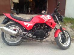 Продам Honda VT250F