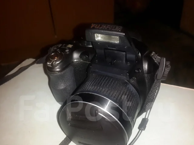Fujifilm FinePix S4000. 10 - 14.9 ��, ���: 14� � ����� ����