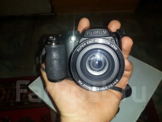 Fujifilm FinePix S4000. 10 - 14.9 ��, ���: 14� � ����� ����