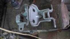 Крепление боковой двери. Subaru Forester, SHJ, SF5, SG5, SH5, SF9, SG9, SH9 Subaru Impreza, GGA, GG9, GH7, GD3, GC1, GF3, GH3, GDD, GC8, GRF, GC4, GRB...