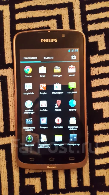 Philips Xenium W832 ����