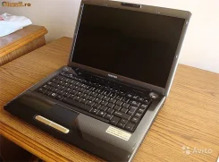 Toshiba Satellite A300D. 1,9����, ��� 3072 ��, ���� 320���, WiFi, Bluetooth, ����������� �� 2��. ����