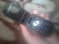 Sony Ericsson Z320i. �/� ����